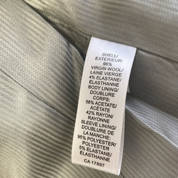 Banana Republic Virgin Wool Italian Fabric Stretch Blazer - Black 4 - Picture 3 of 12